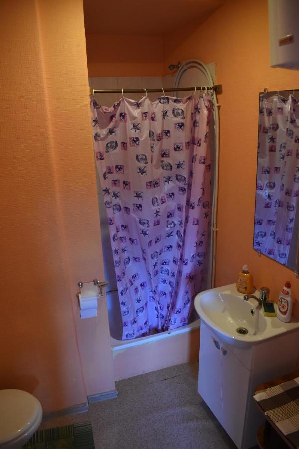 Ukstina Ielas Apartamenti Лиепая Экстерьер фото